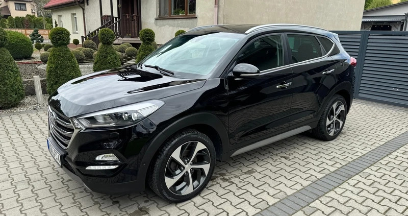 Hyundai Tucson cena 81900 przebieg: 99236, rok produkcji 2017 z Babimost małe 211